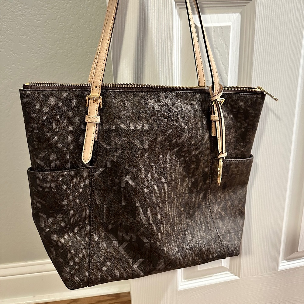 Michael Kors Tote